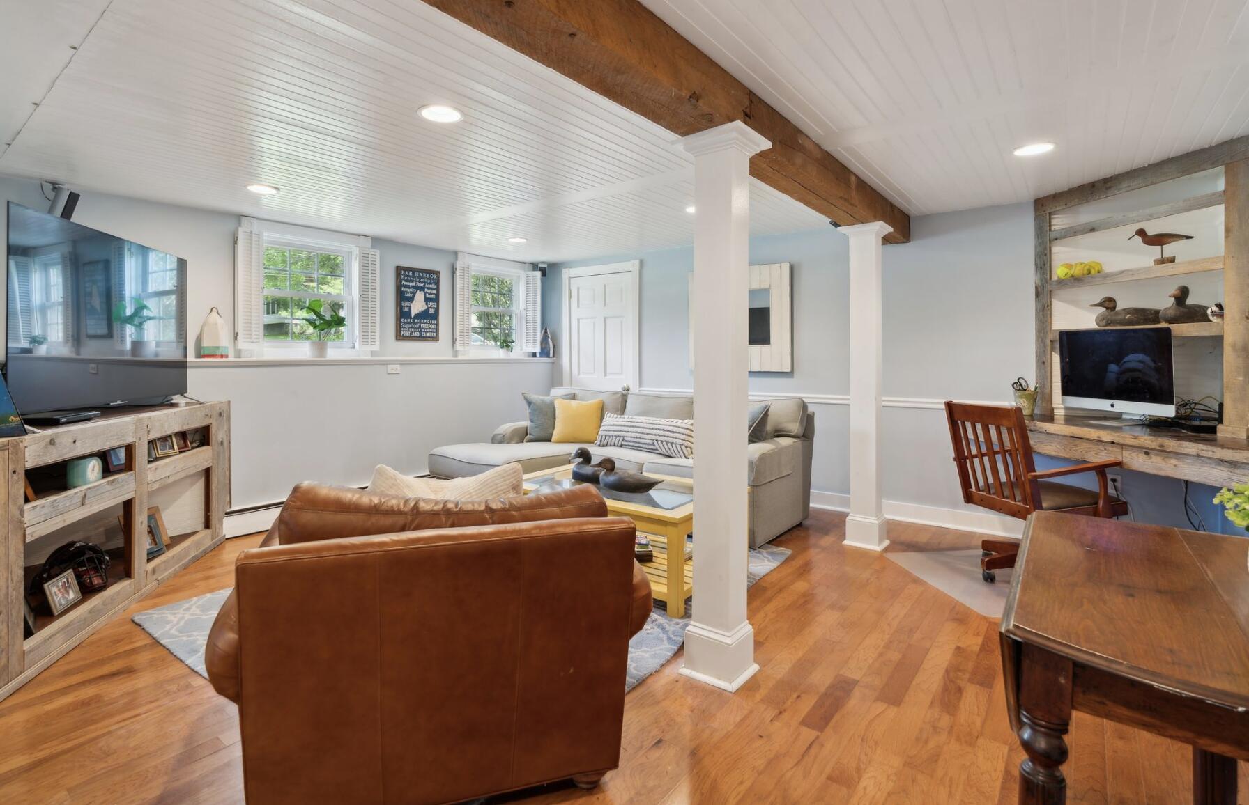 12 Hallmark Road Cumberland Foreside, ME 04110 - Photo 19 of 40 Family Room