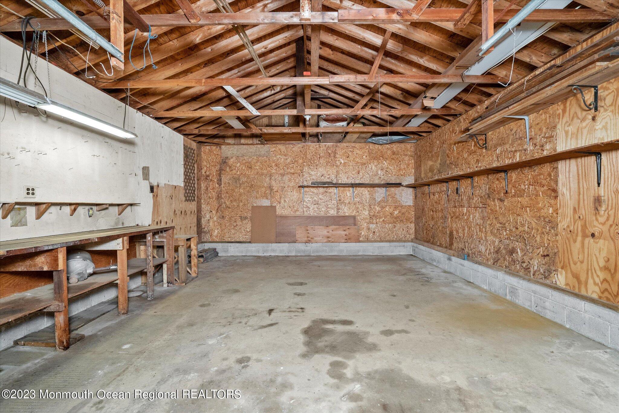 201 West Millstream Road Cream Ridge, NJ 08514 - Photo 34 of 41