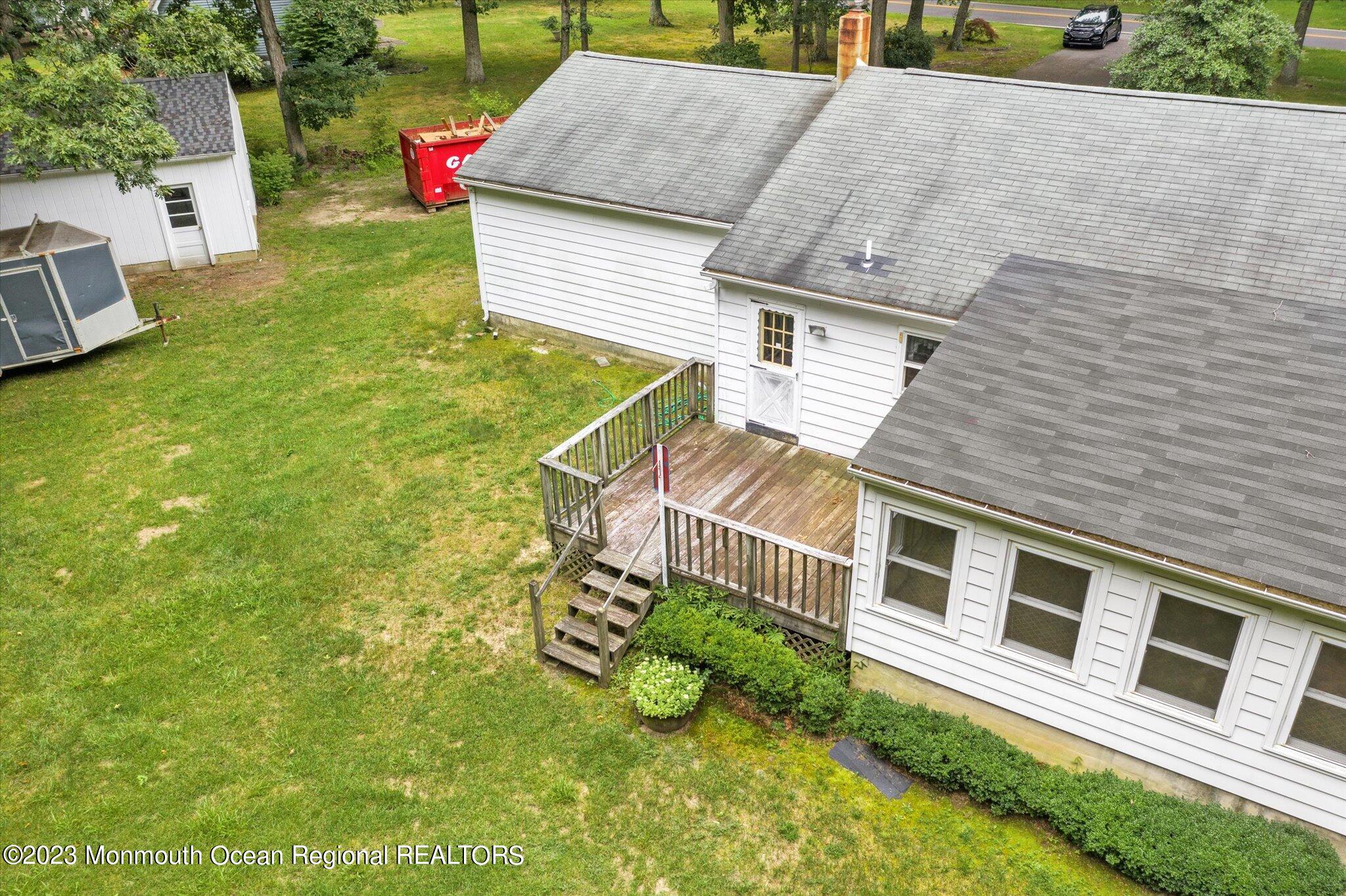 201 West Millstream Road Cream Ridge, NJ 08514 - Photo 40 of 41 a view of a house with a yard