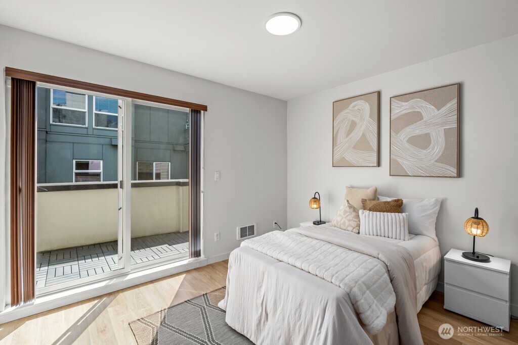 3104 Southwest Avalon Way, Unit F Seattle, WA 98126 - Photo 9 of 21