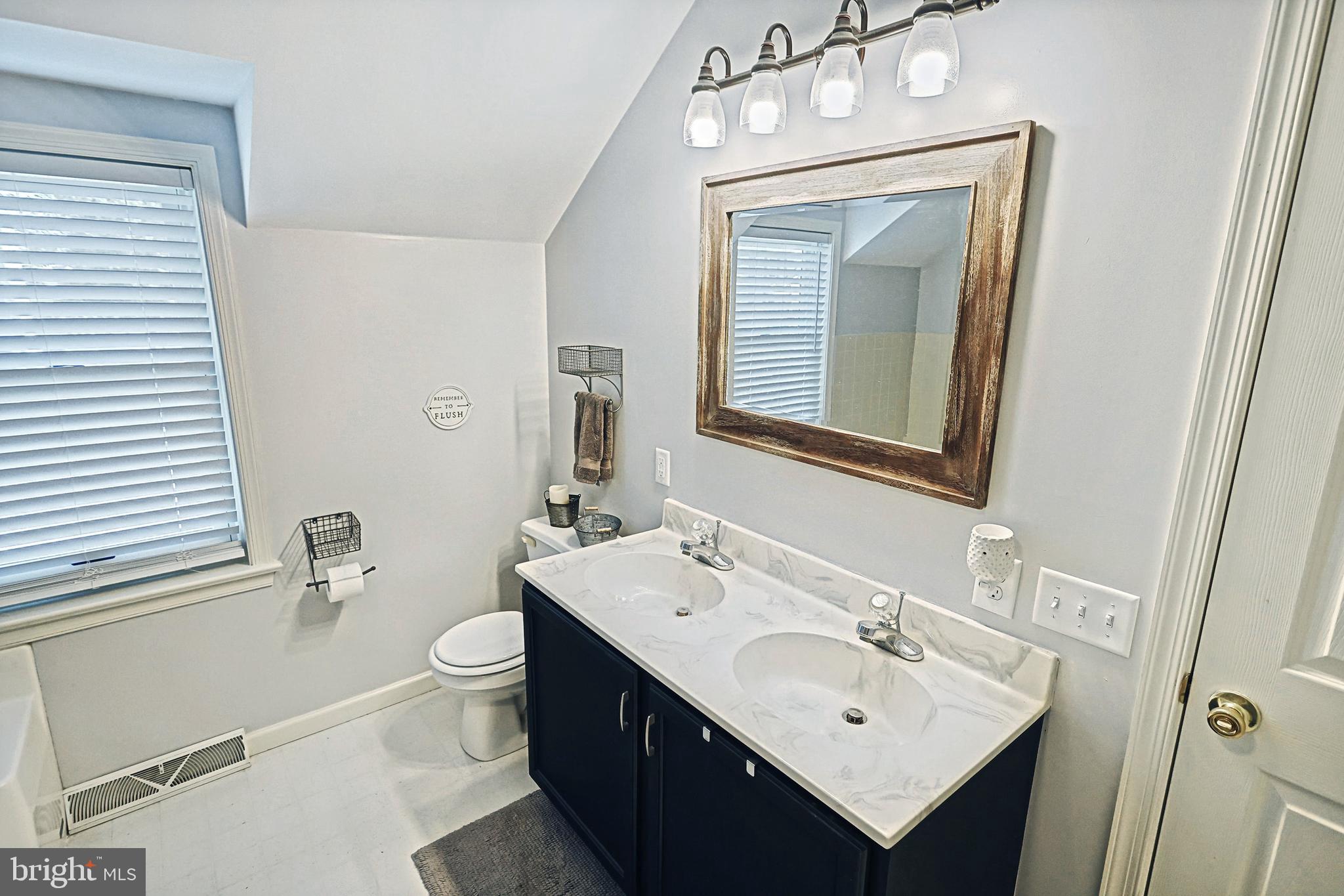 3284 Raintree Road York, PA 17404 - Photo 24 of 33 Gallery Image 24