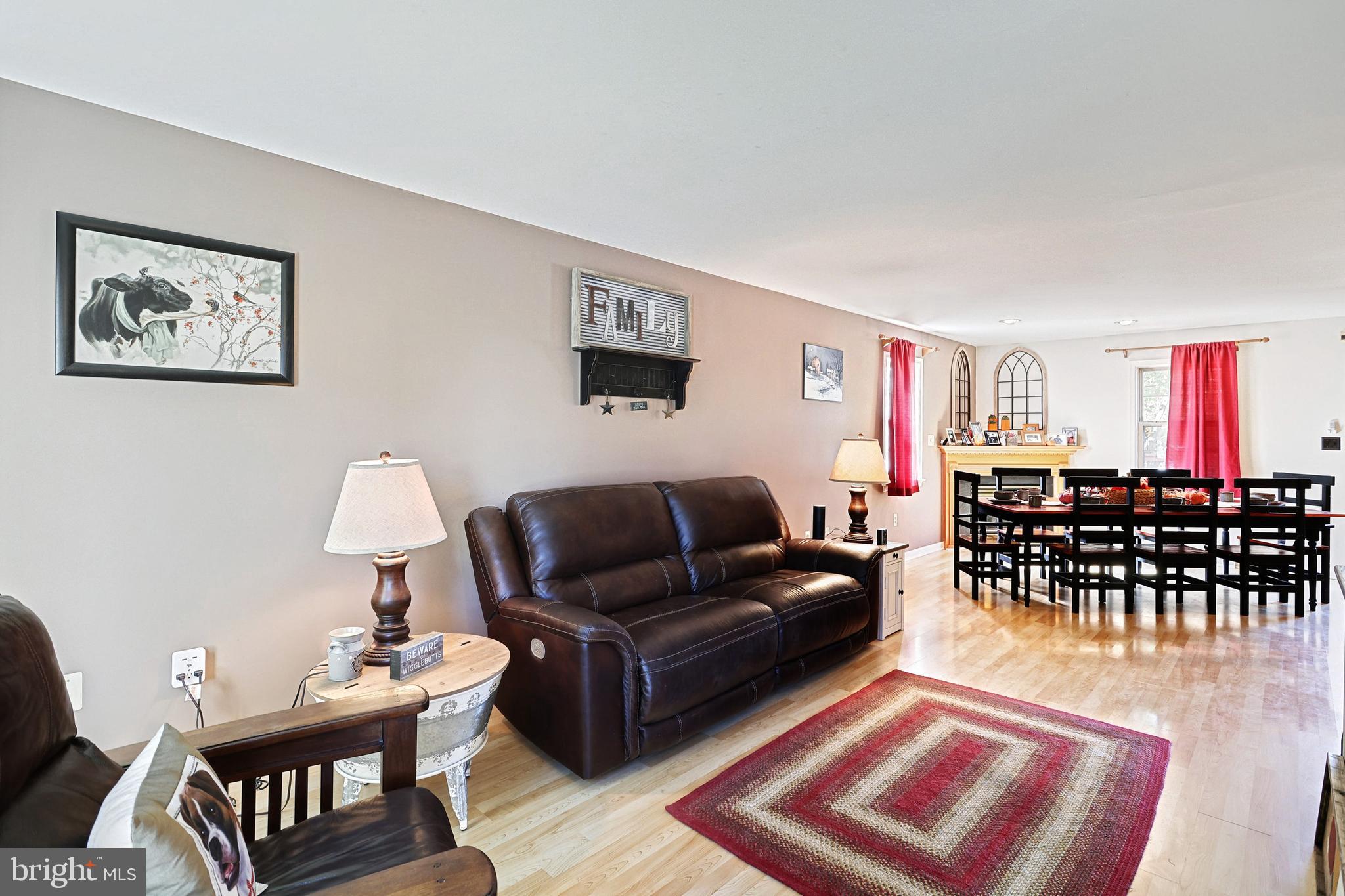 3284 Raintree Road York, PA 17404 - Photo 7 of 33 Gallery Image 7