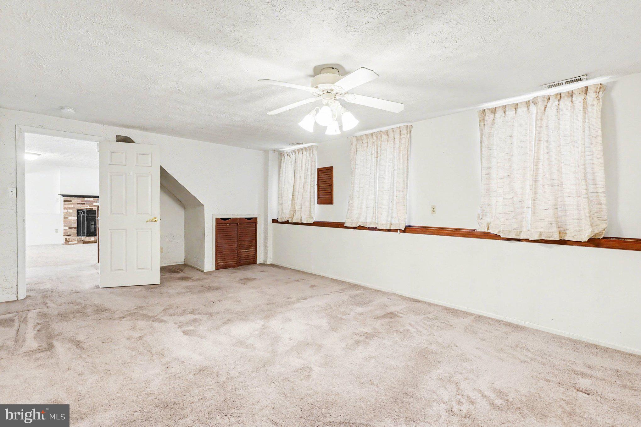 9422 Gunview Road Baltimore, MD 21236 - Photo 31 of 42 Gallery Image 31