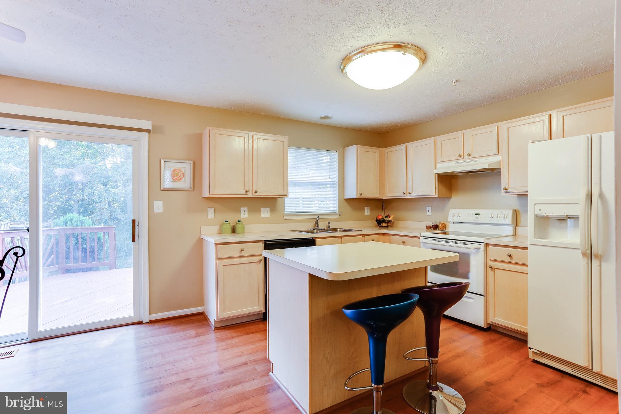 105 Carolstowne Road Reisterstown, MD 21136 - Photo 9 of 27 Kitchen