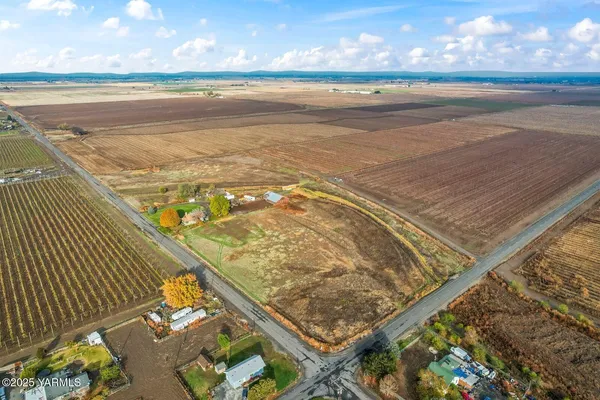 $298,000 | Nka Ashue Road, Toppenish, WA 98948