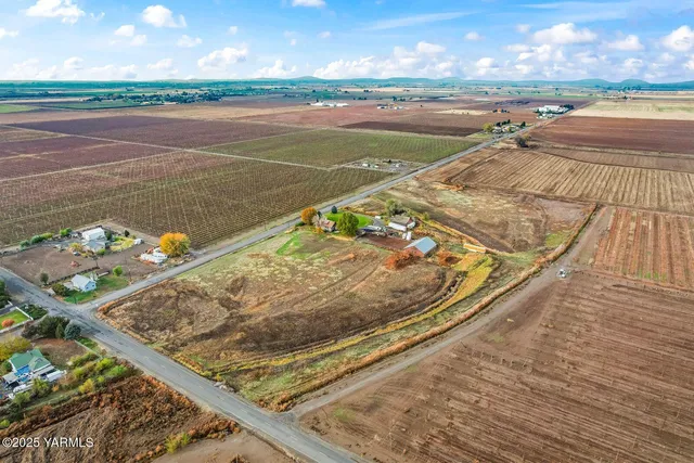 $298,000 | Nka Ashue Road, Toppenish, WA 98948