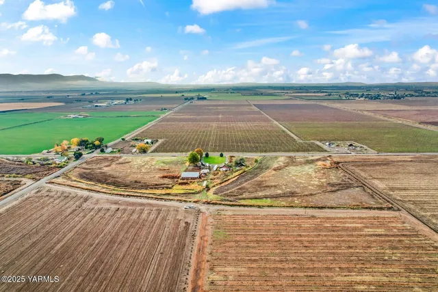 $298,000 | Nka Ashue Road, Toppenish, WA 98948