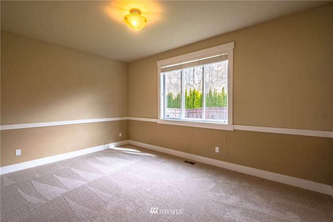 14810 99th Place Northeast Bothell, WA 98011 - Photo 8 of 37