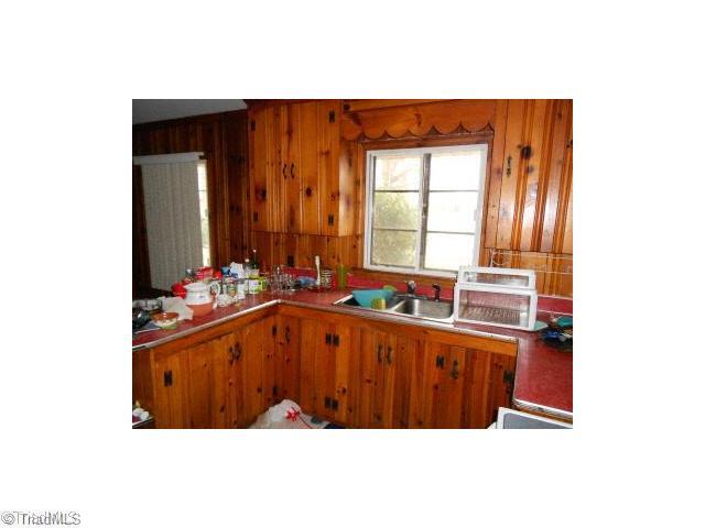 1045 Motor Road Winston-Salem, NC 27105 - Photo 4 of 5 Kitchen.