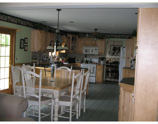 75 Mt Warner Road Hadley, MA 01035 - Photo 4 of 12 Gallery Image 4