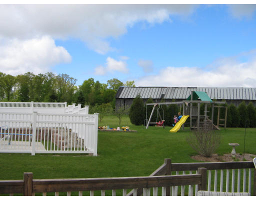 75 Mt Warner Road Hadley, MA 01035 - Photo 8 of 12 Gallery Image 8
