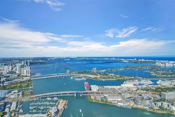 $499,000 | 325 South Biscayne Boulevard, Unit LPH 17, Miami, FL 33131
