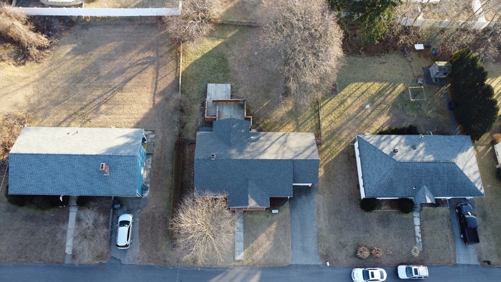 7 Nancy Drive Webster, MA 01570 - Photo 3 of 32 Gallery Image 3