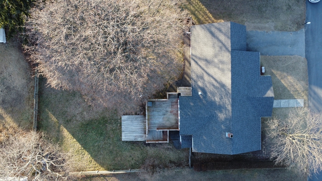 7 Nancy Drive Webster, MA 01570 - Photo 4 of 32 Gallery Image 4