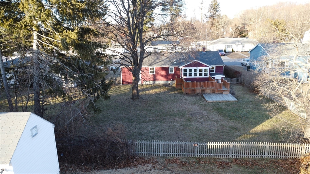 7 Nancy Drive Webster, MA 01570 - Photo 7 of 32 Gallery Image 7