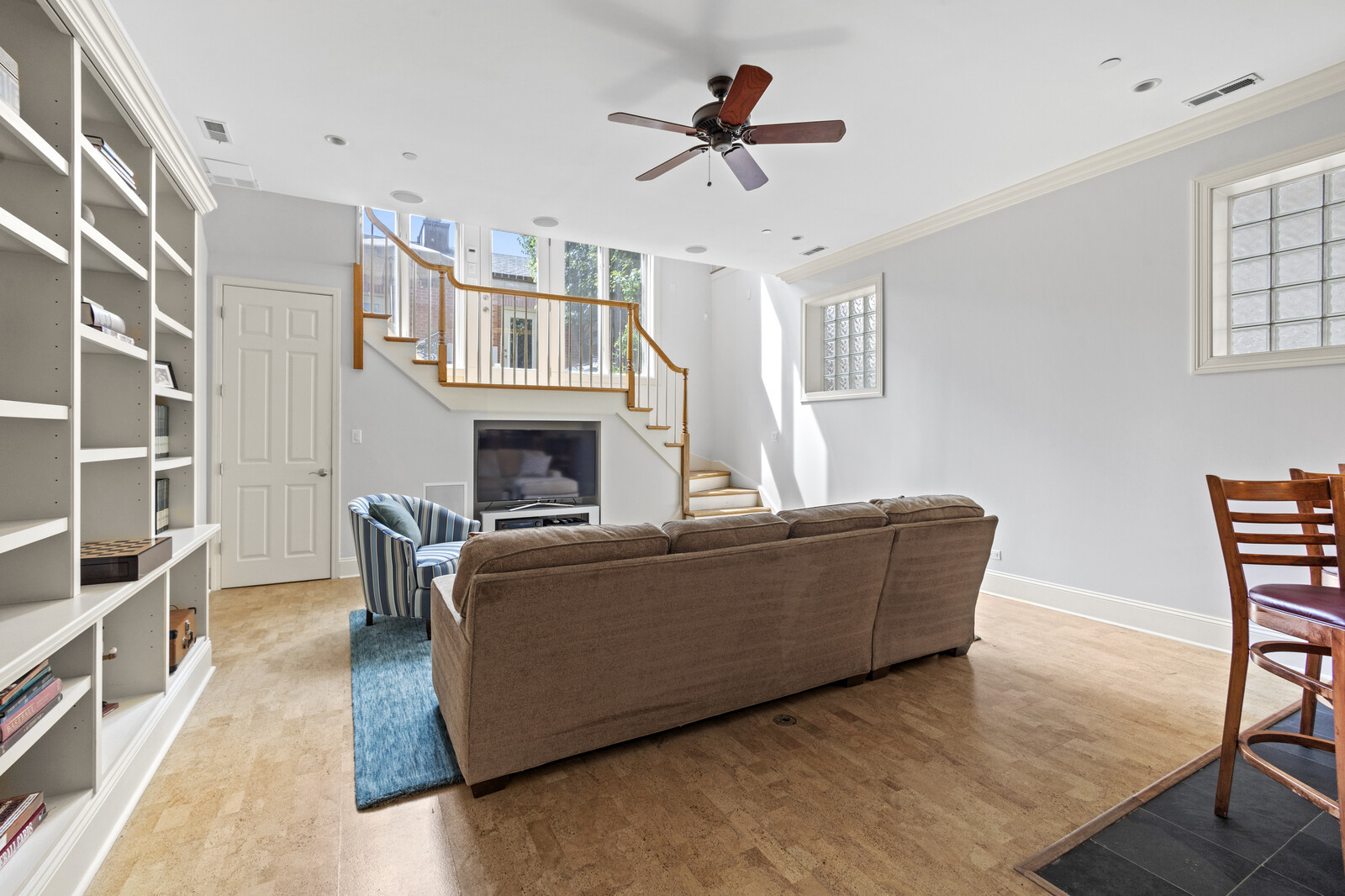 1423 West Lexington Street Chicago, IL 60607 - Photo 14 of 36 a living room with furniture and a fireplace