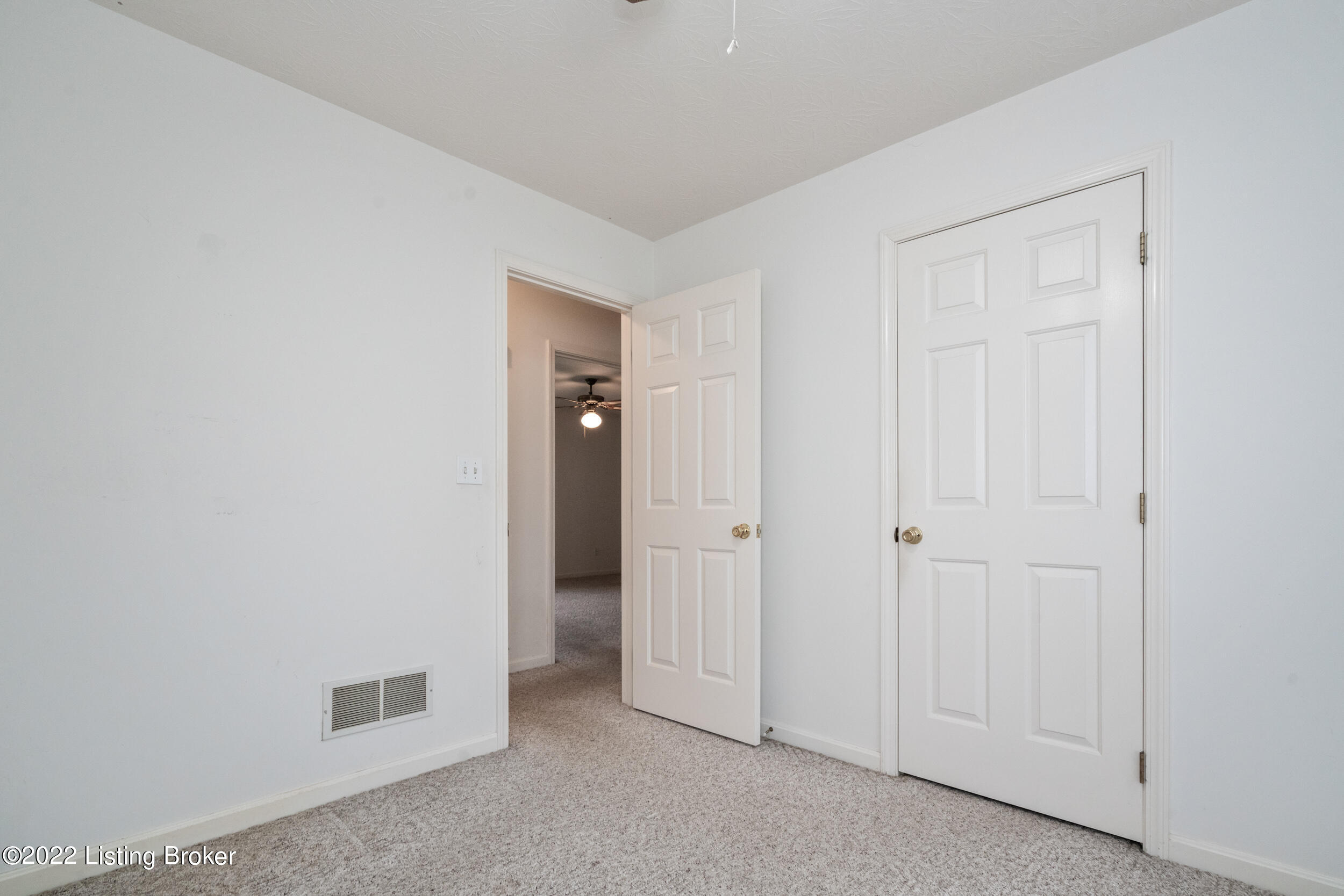 1415 Zoneton Road Shepherdsville, KY 40165 - Photo 28 of 41 1415 Zoneton Road-41