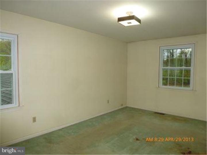 59 Street Road Newtown Square, PA 19073 - Photo 8 of 18 Master Bedroom