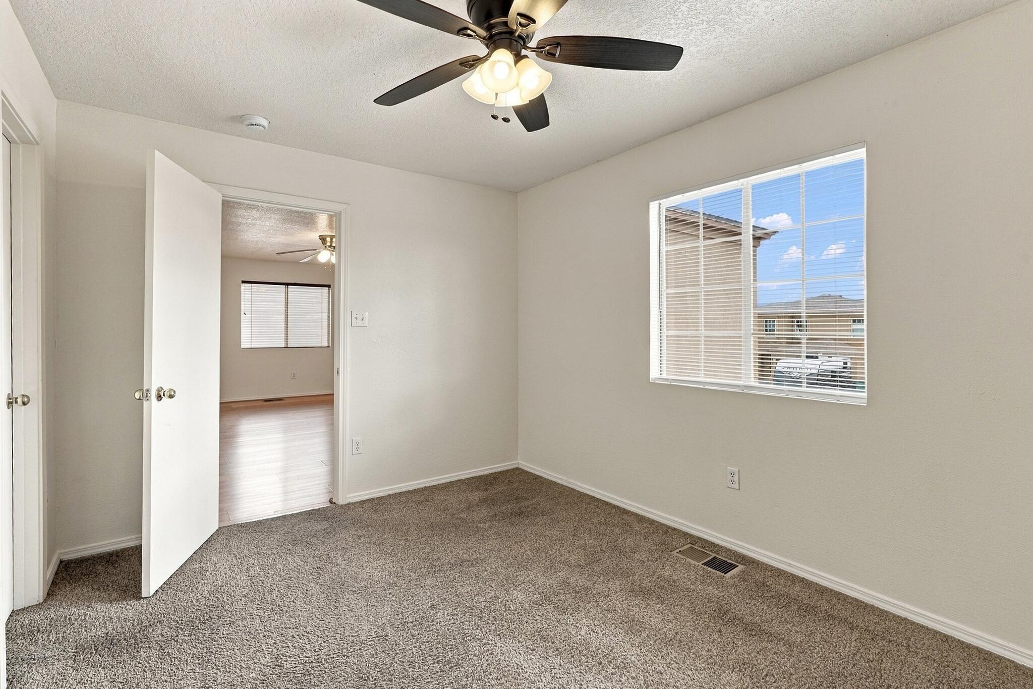 3541 Lavender Meadows Drive Northeast Rio Rancho, NM 87144 - Photo 36 of 39 Gallery Image 36