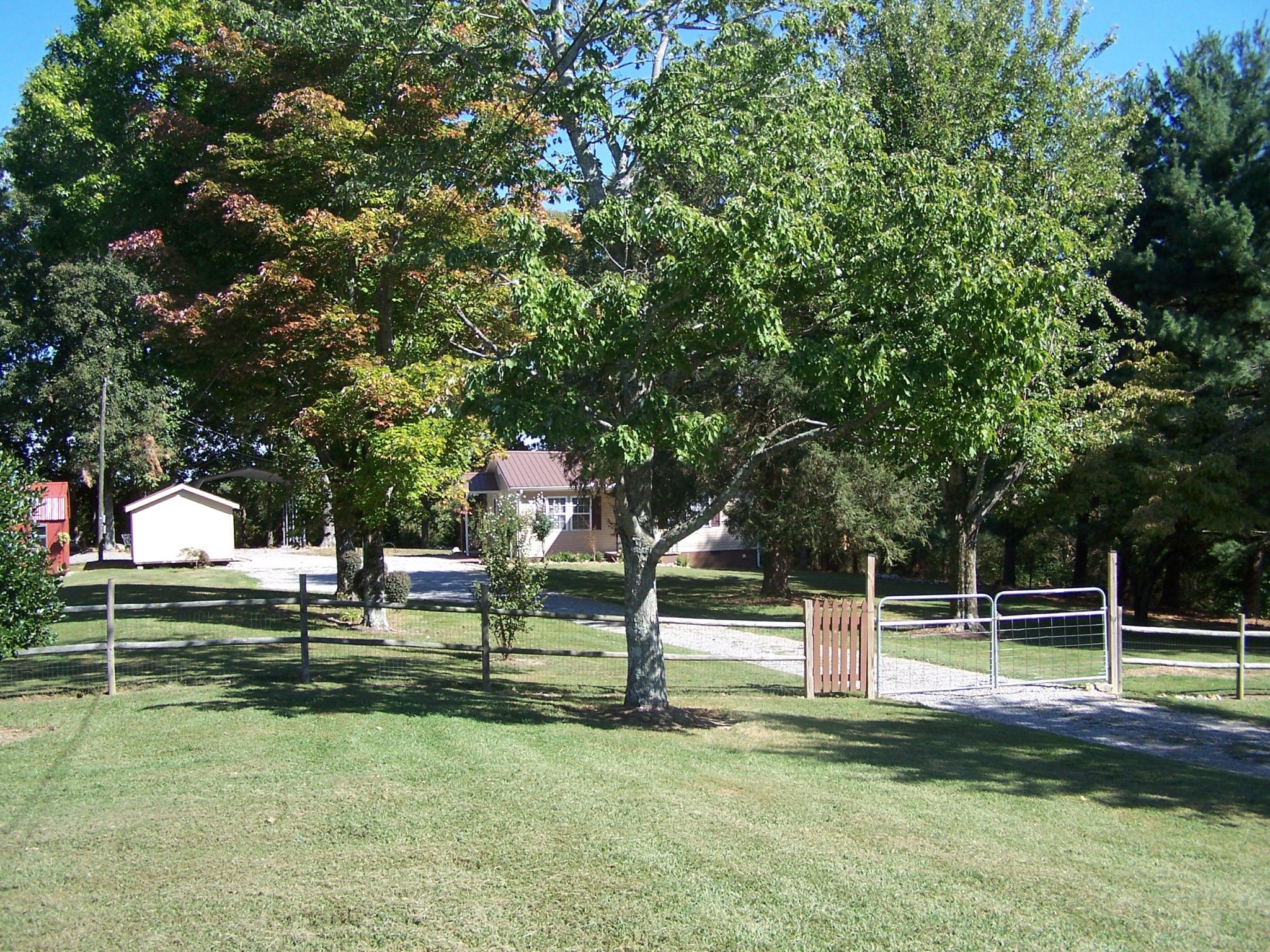 6491 Grimes Road Loudon, TN 37774 - Photo 2 of 24 Gallery Image 2