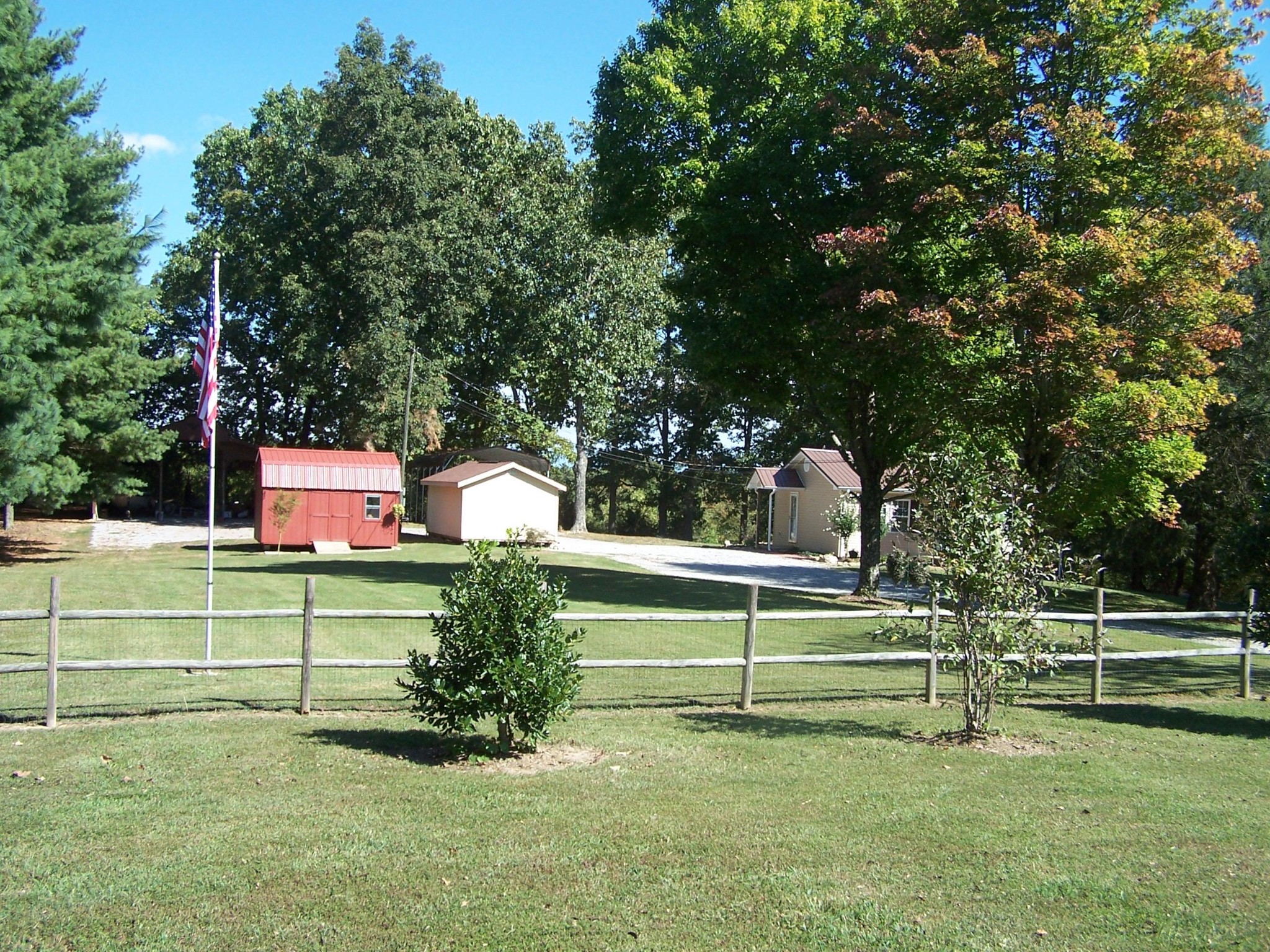 6491 Grimes Road Loudon, TN 37774 - Photo 3 of 24 Gallery Image 3