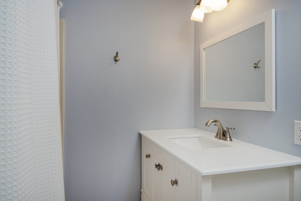 12 Marshall Road Natick, MA 01760 - Photo 25 of 38 Gallery Image 25