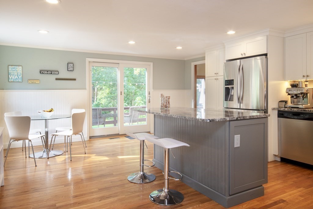 12 Marshall Road Natick, MA 01760 - Photo 8 of 38 Gallery Image 8