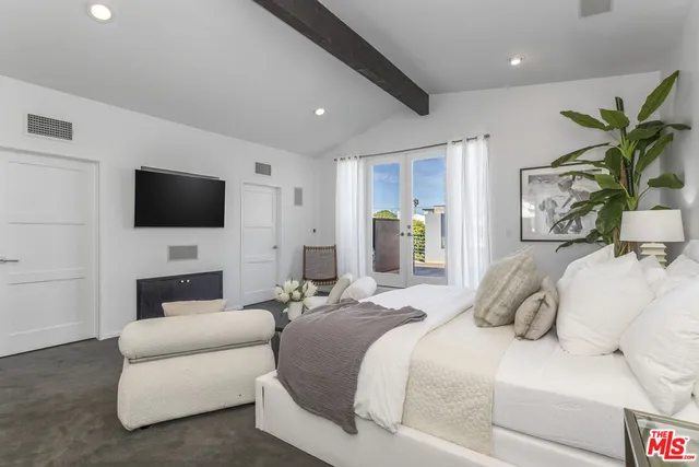 $3,349,000 | 3001 Grand Canal, Venice, CA 90291