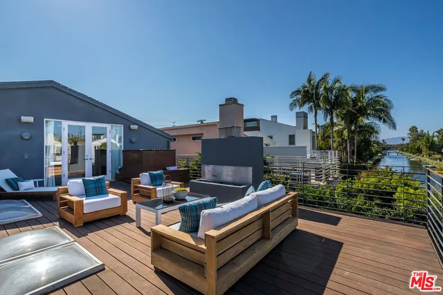 $3,349,000 | 3001 Grand Canal, Venice, CA 90291