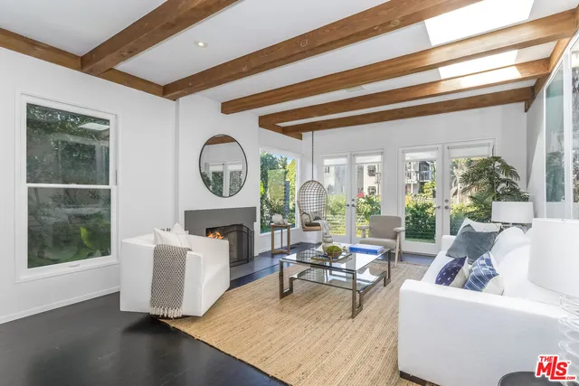$3,349,000 | 3001 Grand Canal, Venice, CA 90291