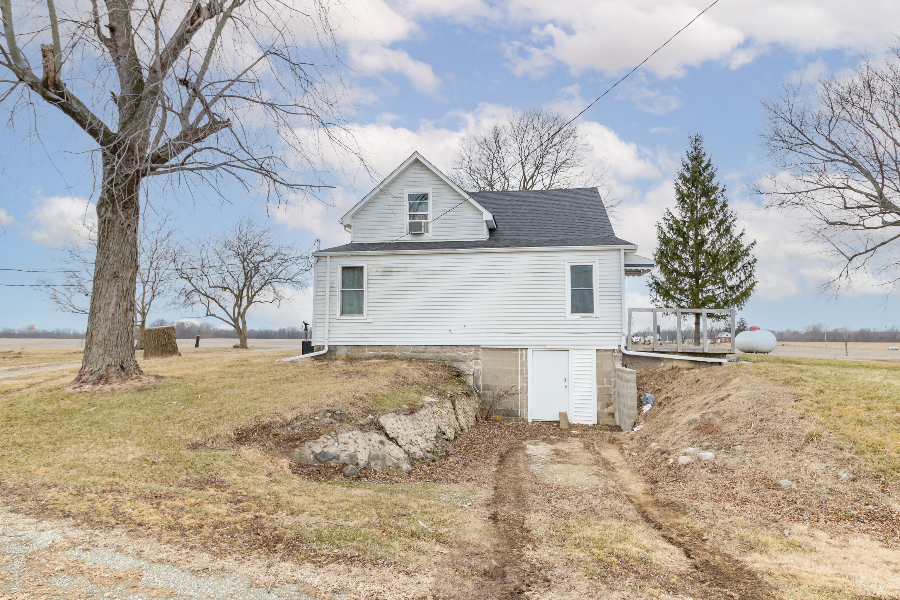 5602 South Grant City Road Shirley, IN 47384 - Photo 2 of 36