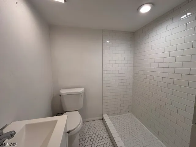 $3,499 | 1103 Stone Street, Rahway, NJ 07065