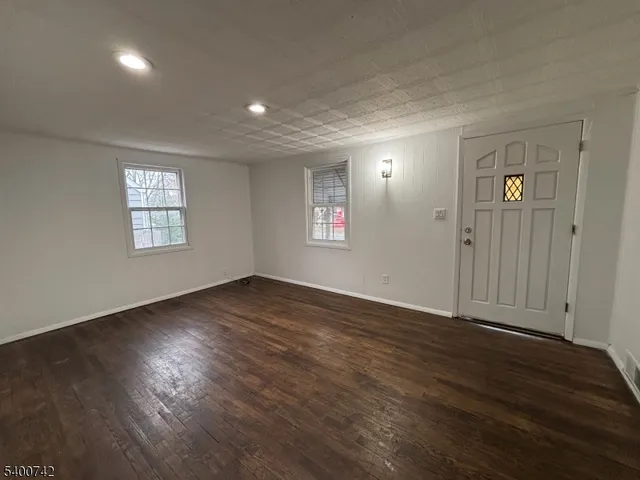 $3,499 | 1103 Stone Street, Rahway, NJ 07065