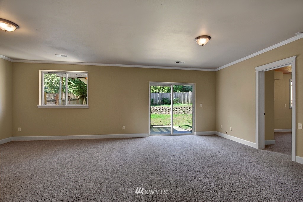 611 203rd Street Southeast Bothell, WA 98012 - Photo 8 of 18