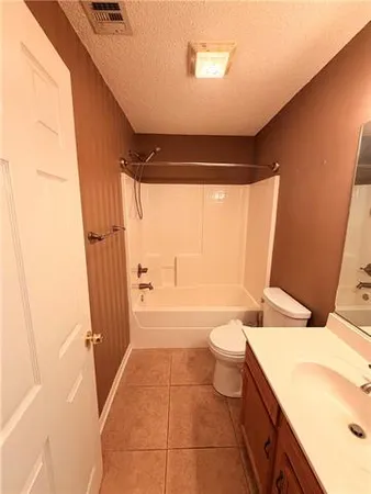 $1,800 | 1637 Franklin Street, Mandeville, LA 70448