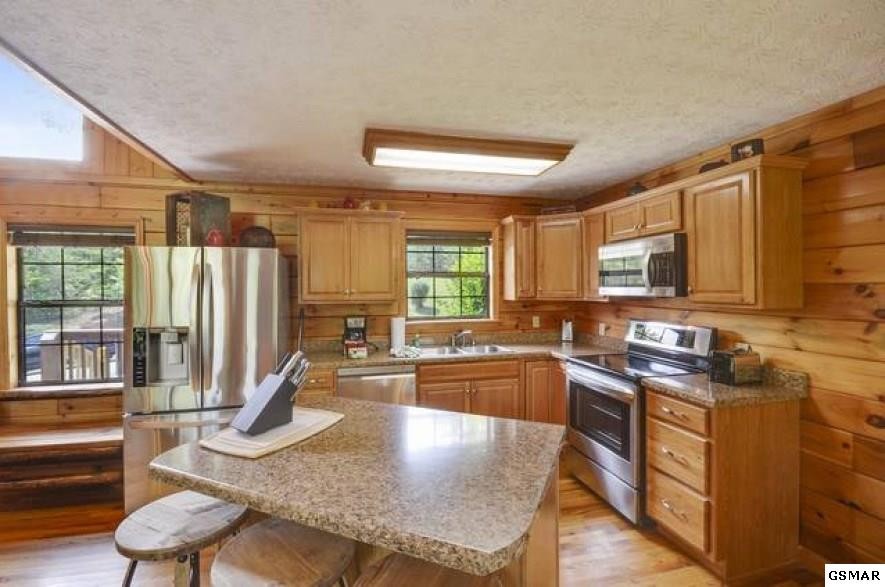 1507 Boo Boo Way Sevierville, TN 37862 - Photo 5 of 35