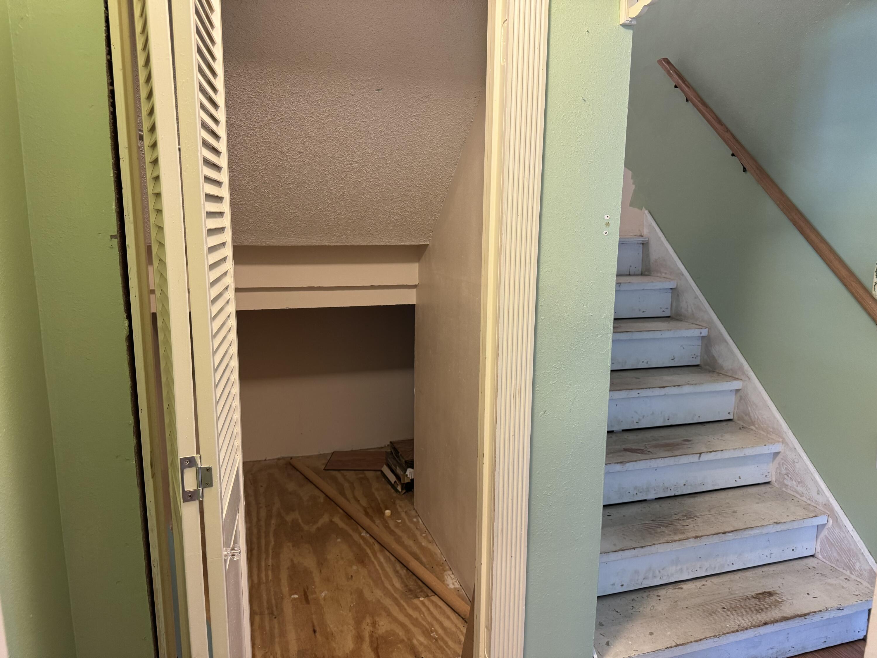 6119 Clear Creek Road Crestview, FL 32539 - Photo 31 of 46 a view of front door of house