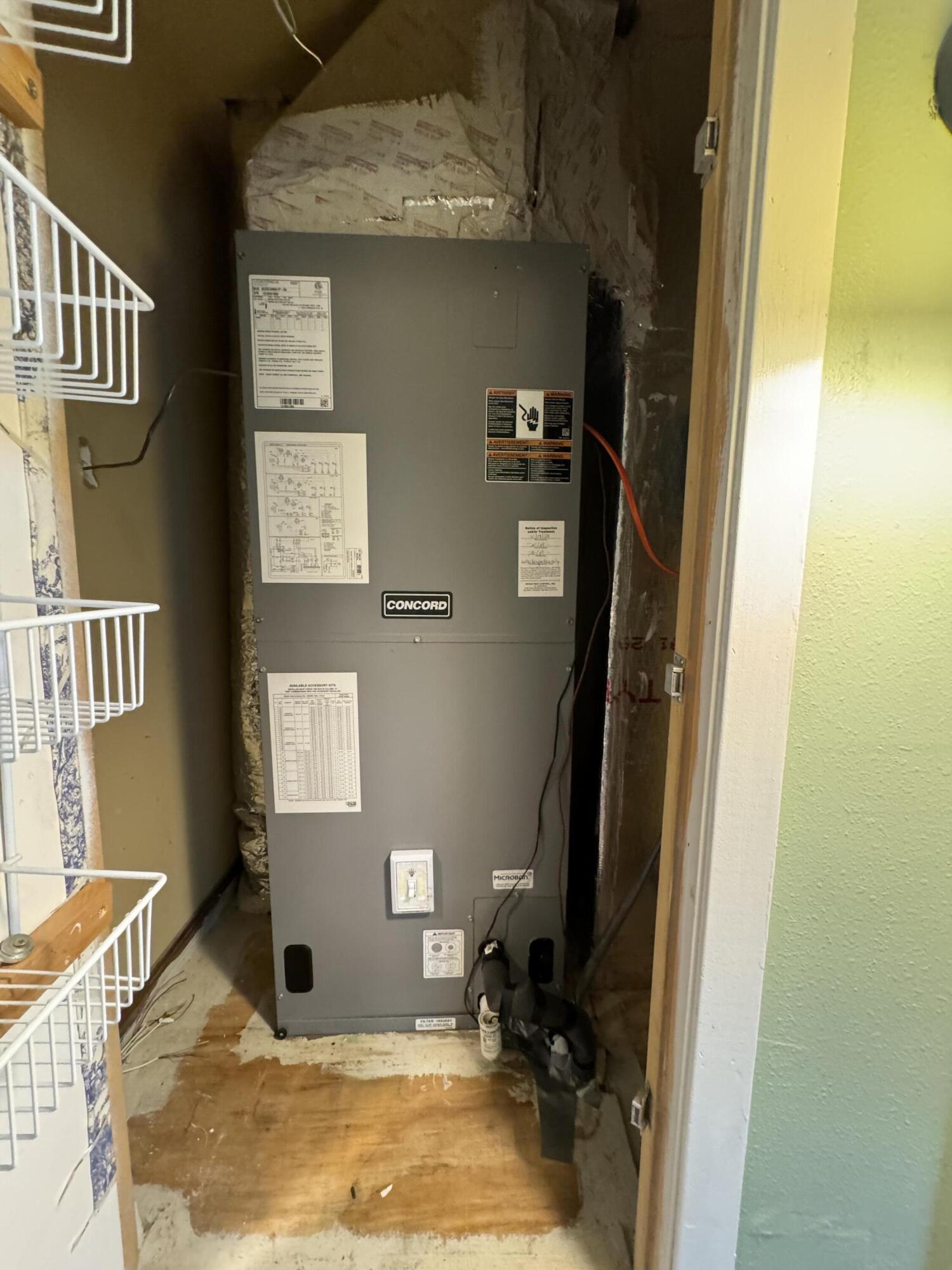 6119 Clear Creek Road Crestview, FL 32539 - Photo 38 of 46 a bathroom with a sink and a mirror