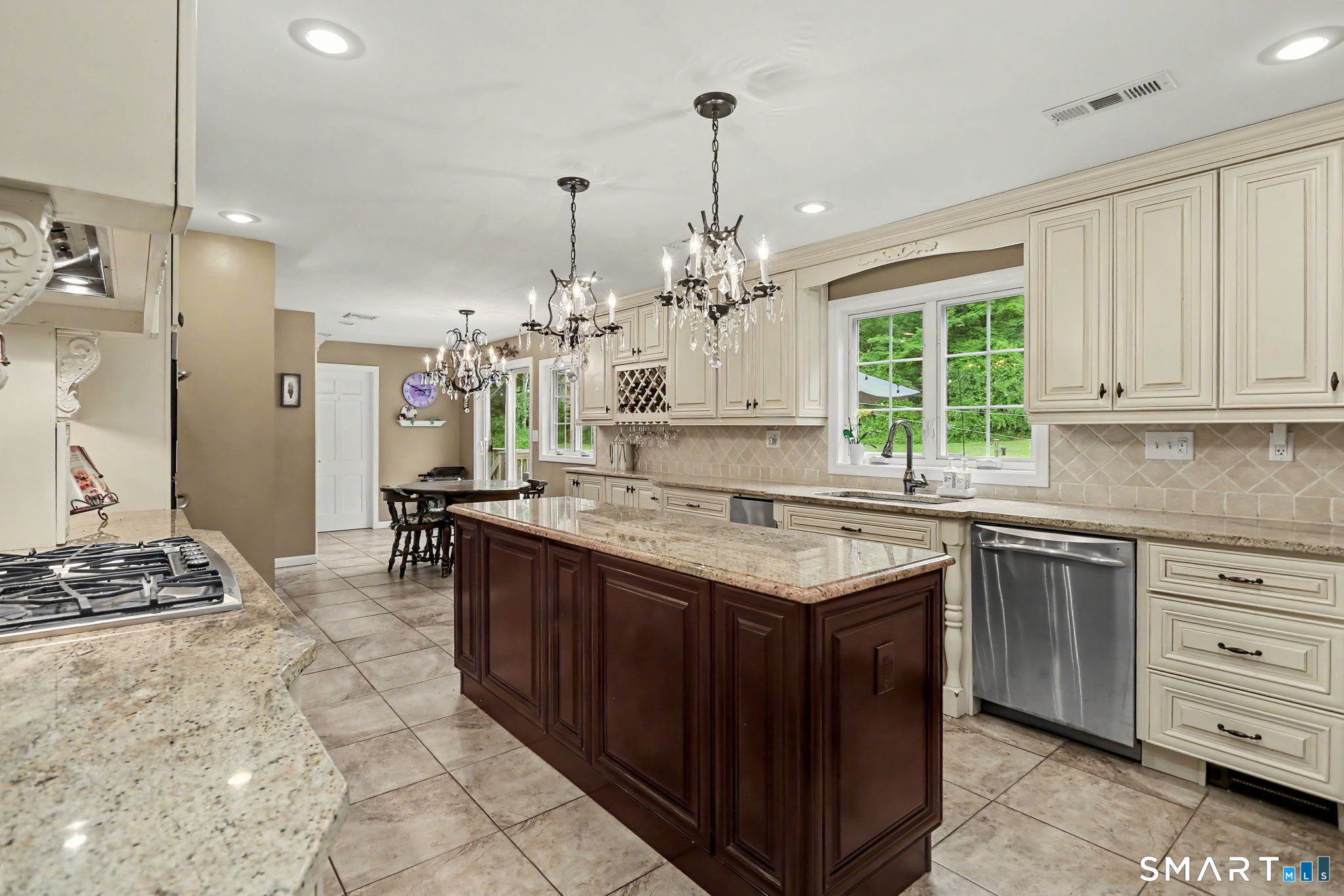 270 Wilson Road Easton, CT 06612 - Photo 11 of 39