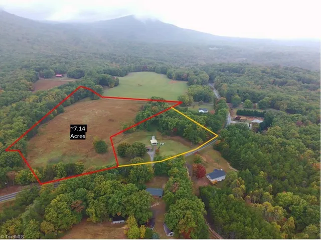 $137,500 | 4 Hanging Rock Park Road, Danbury, NC 27016