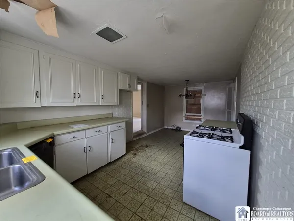 $100,000 | 1 Packard Way, Busti, NY 14750