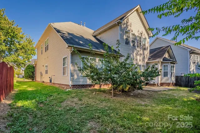 $434,000 | 15131 Callow Forest Drive, Charlotte, NC 28273