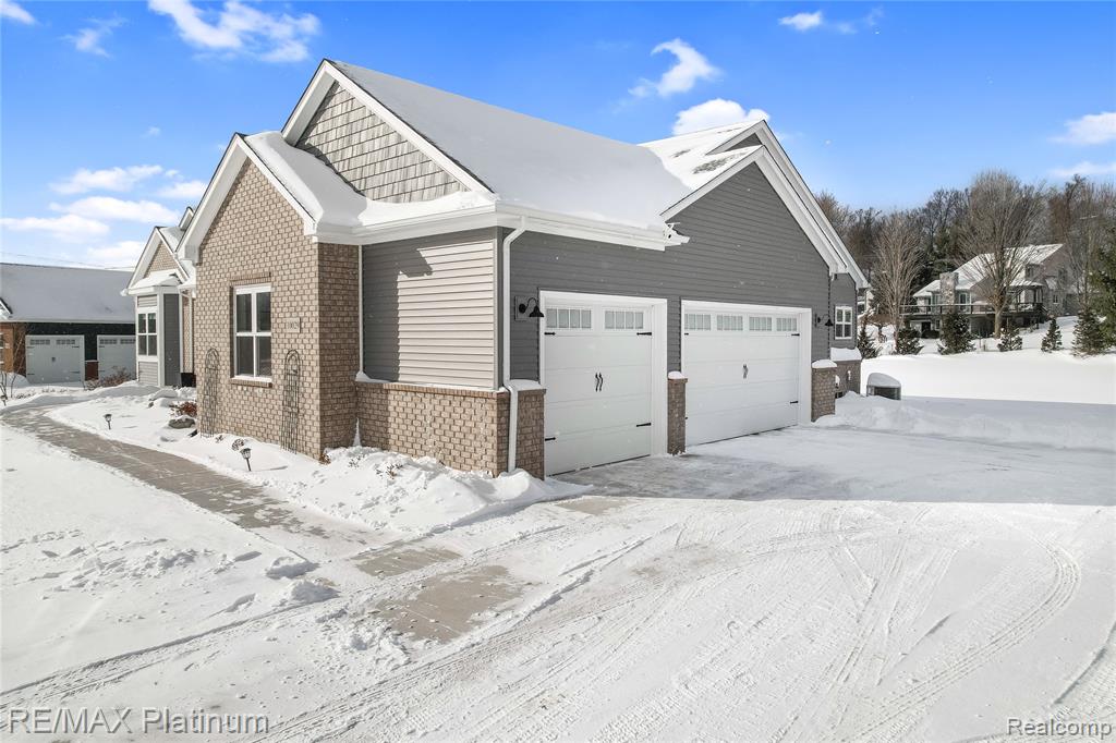 10029 Quarry Ridge Road Clarkston, MI 48346 - Photo 6 of 54 Gallery Image 6