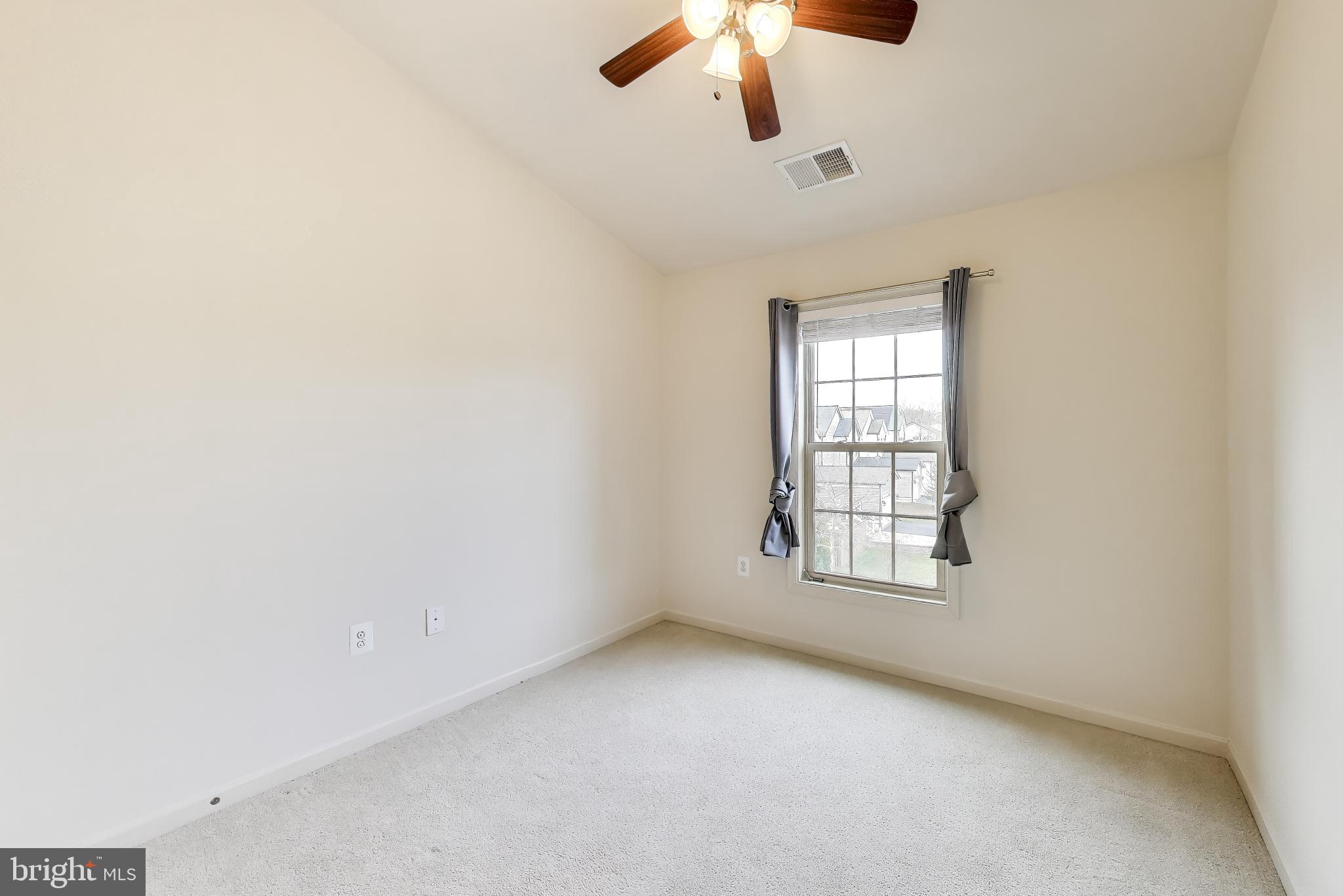 13411 Deer Highlands Way Silver Spring, MD 20906 - Photo 29 of 46