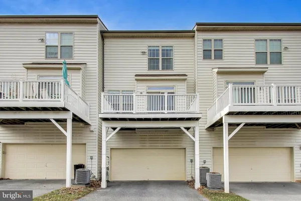 $3,200 | 13411 Deer Highlands Way, Silver Spring, MD 20906