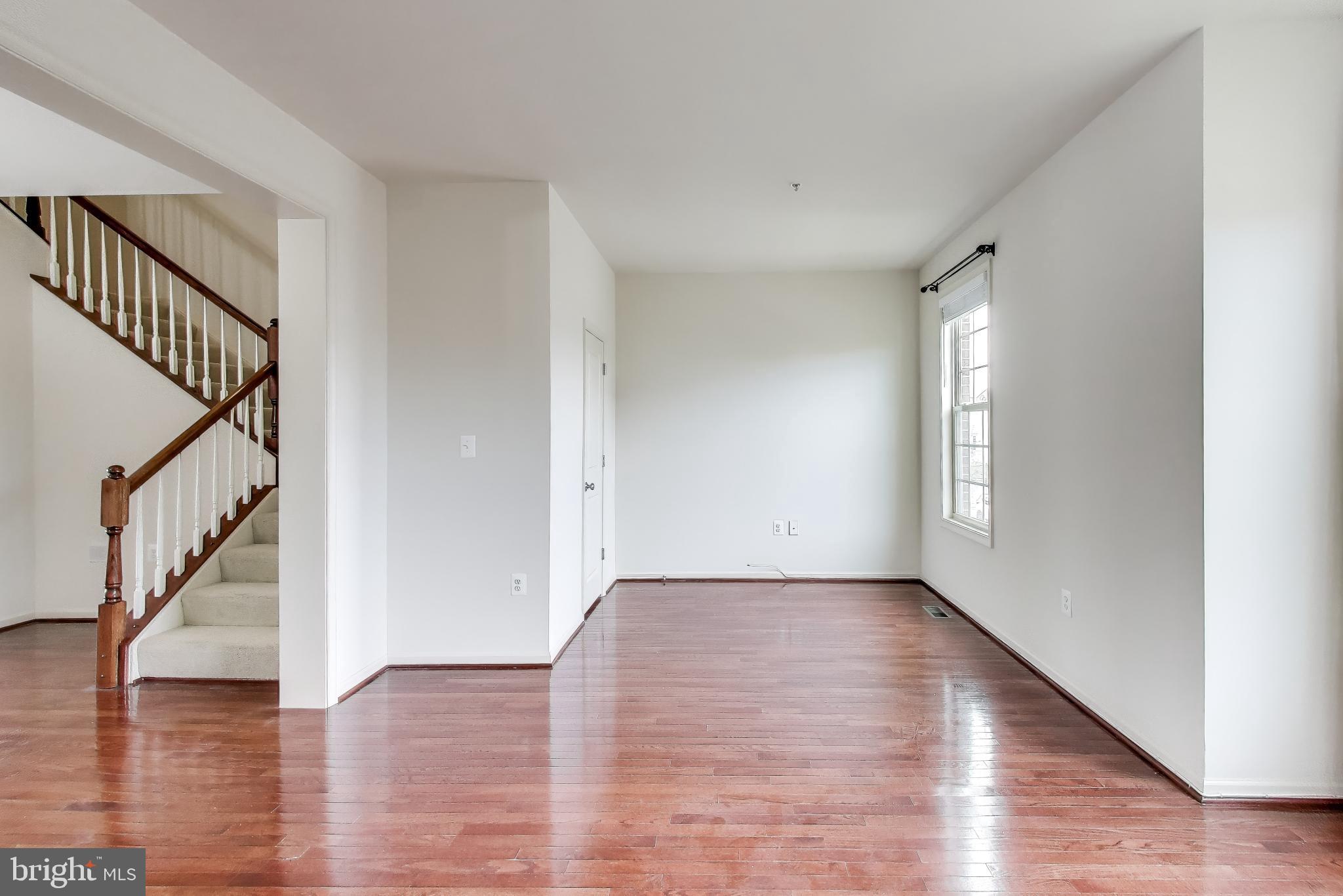 13411 Deer Highlands Way Silver Spring, MD 20906 - Photo 8 of 46