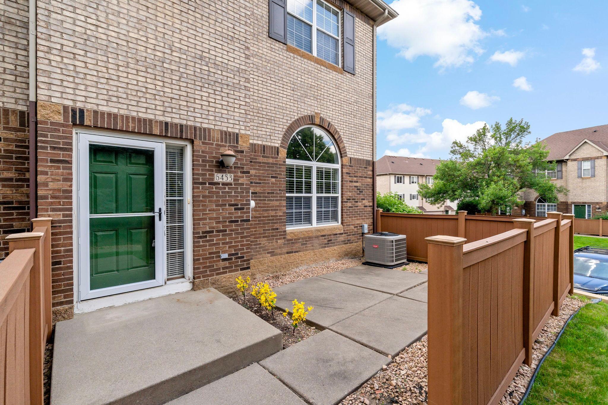 6453 Regency Lane Eden Prairie, MN 55344 - Photo 2 of 40