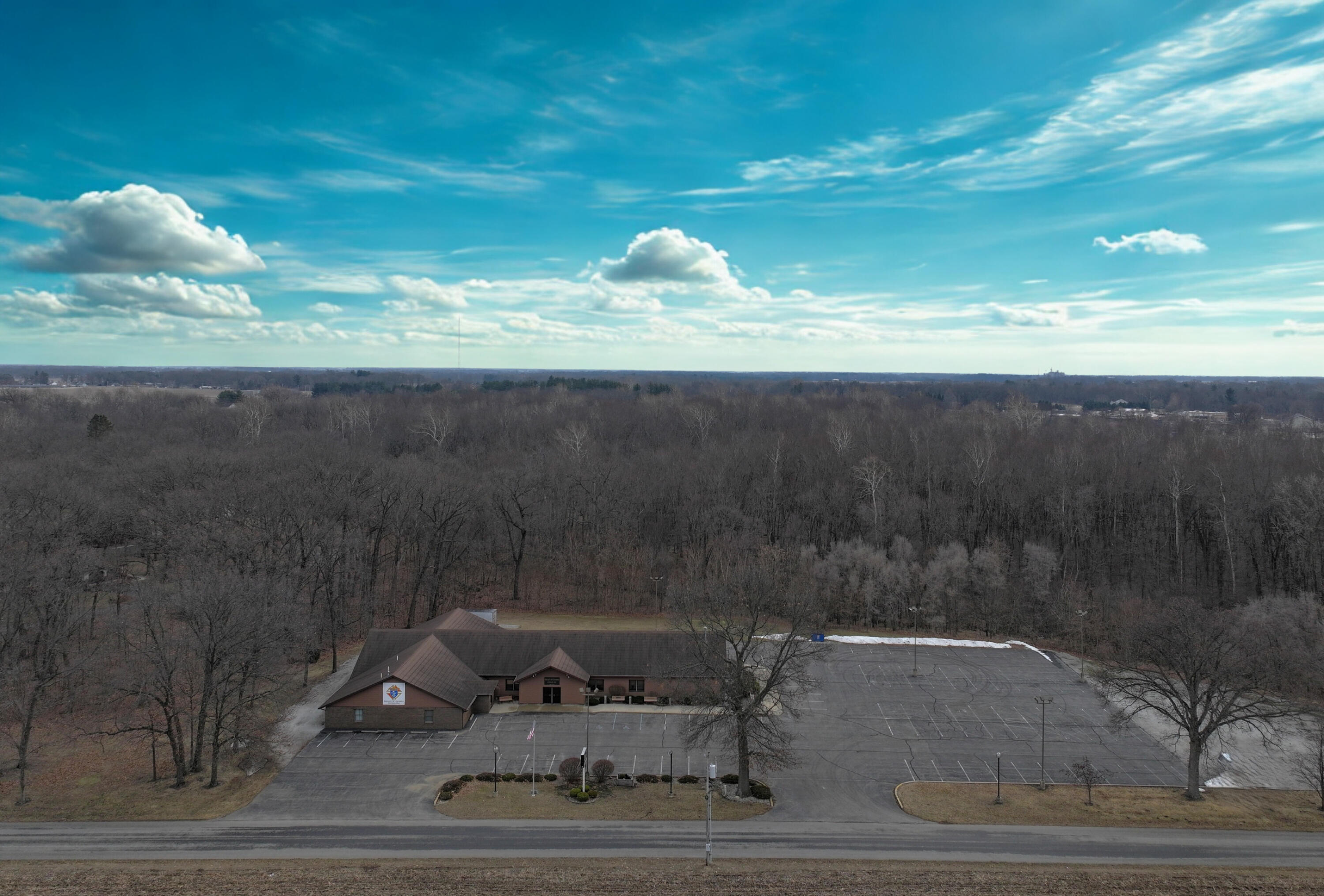 340 East 50 North Winamac, IN 46996 - Photo 2 of 38 a view of a yard