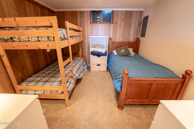 $879,000 | 188 South Shore Road, Lake Pleasant, NY 12108