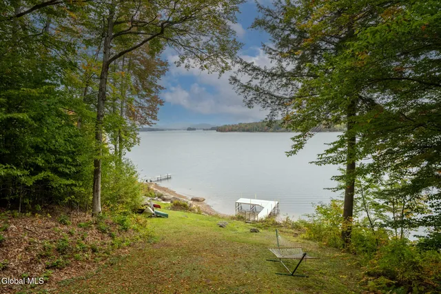 $879,000 | 188 South Shore Road, Lake Pleasant, NY 12108